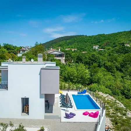 Tatil Evi Manola