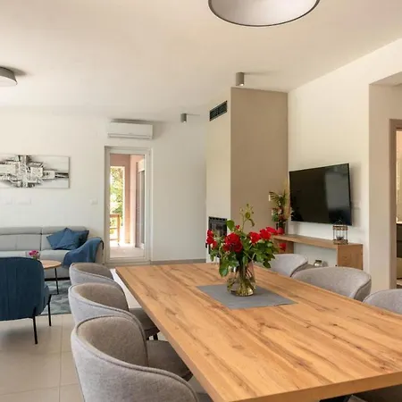 Casa de Férias Manola Labin (Istria)