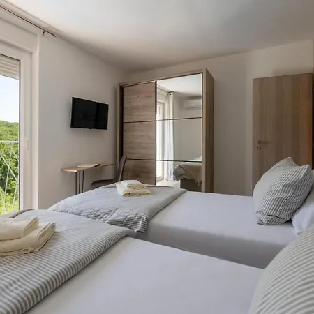 Tatil Evi Manola
